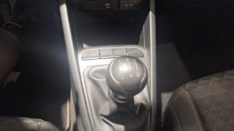 Kia Rio 1.2 DPi 62kW (84CV) Drive