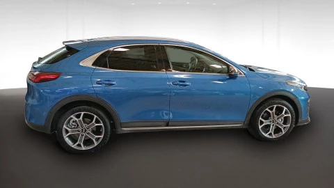 Kia XCeed  1.6 MHEV iMT Emotion 136