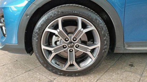 Kia XCeed  1.6 MHEV iMT Emotion 136