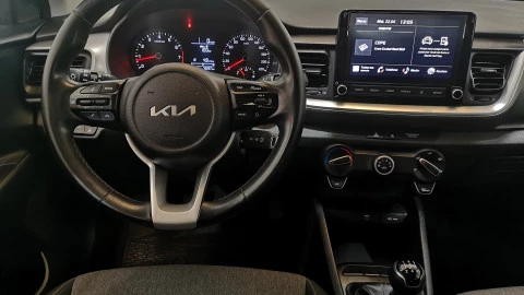 Kia Stonic 1.2 DPi 62kW (84CV) Concept