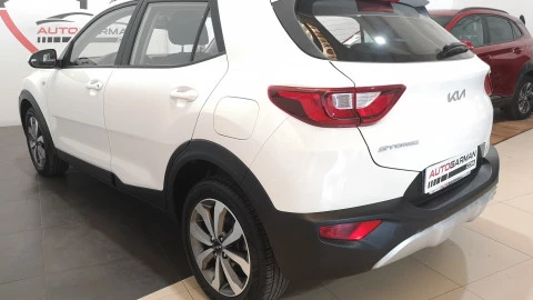 Kia Stonic 1.2 DPi 62kW (84CV) Concept