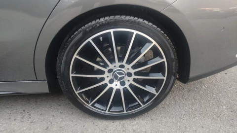 Mercedes-Benz CLA CLA 180