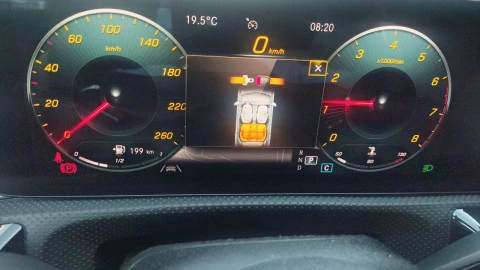 Mercedes-Benz CLA CLA 180