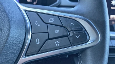 Renault Captur techno Eco-G 100cv (74 kW)