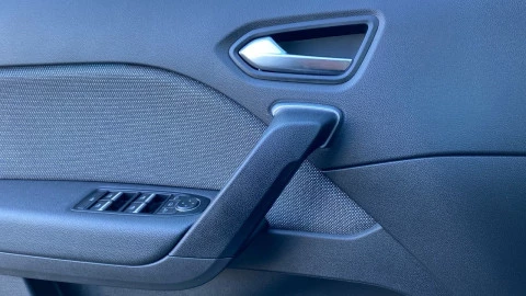 Renault Captur techno Eco-G 100cv (74 kW)