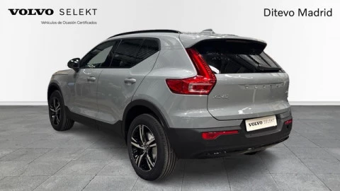 Volvo XC40 B3 G Plus Dark Auto 120 kW (163 CV)
