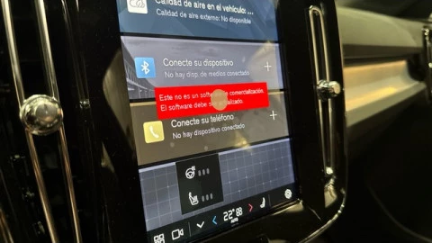 Volvo XC40 B3 G Plus Dark Auto 120 kW (163 CV)