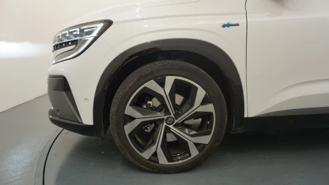 Renault Austral Iconic Esprit Alpine E-Tech F Hybr 147kW