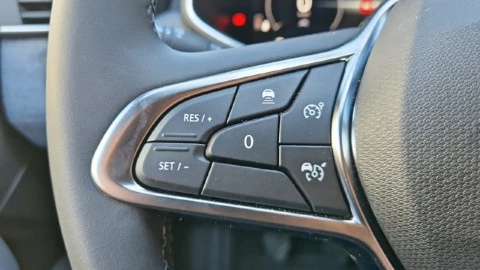 Renault Clio techno Eco-G 100cv (74kW)