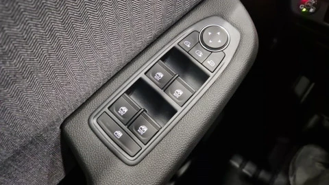 Renault Clio techno Eco-G 100cv (74kW)