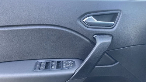 Renault Captur Intens TCe 140CV GPF Micro Híbrido