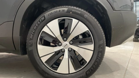 Volvo XC40 B3 G Core Dark Auto 120 kW (163 CV)