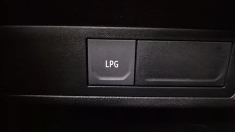 Renault Captur techno Eco-G 100cv (74 kW)