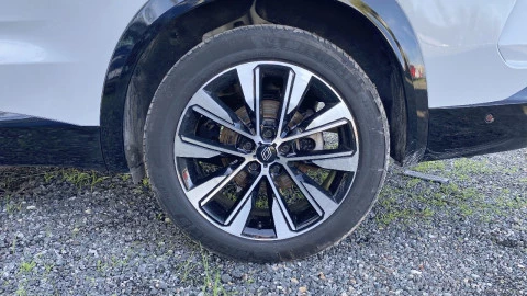 Renault Espace Techno E-Tech full hybrid 146kW