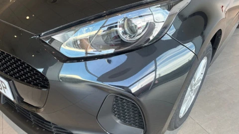 Mazda 2 Centre-Line
