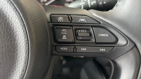 Mazda 2 Centre-Line