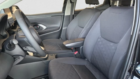 Mazda 2 Centre-Line