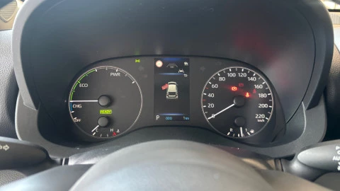 Mazda 2 Centre-Line