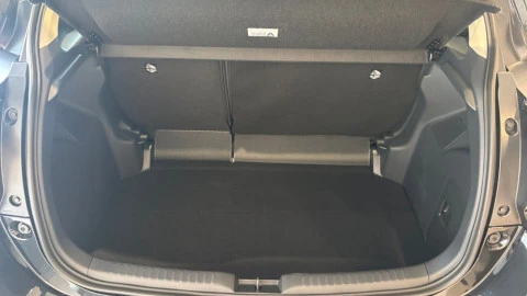 Mazda 2 Centre-Line