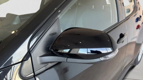 Mazda 2 Centre-Line