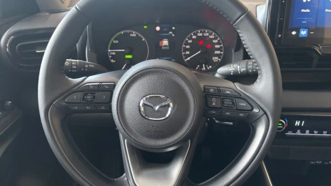 Mazda 2 Centre-Line