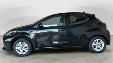 Mazda 2 Centre-Line