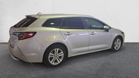 Toyota Corolla 1.8 125H BUSINESS PLUS E-CVT