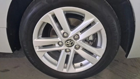 Toyota Corolla 1.8 125H BUSINESS PLUS E-CVT