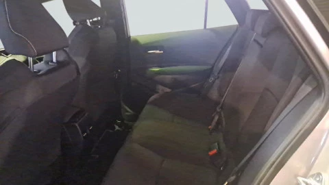 Toyota Corolla 1.8 125H BUSINESS PLUS E-CVT