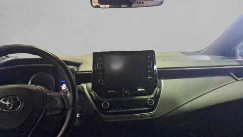 Toyota Corolla 1.8 125H BUSINESS PLUS E-CVT