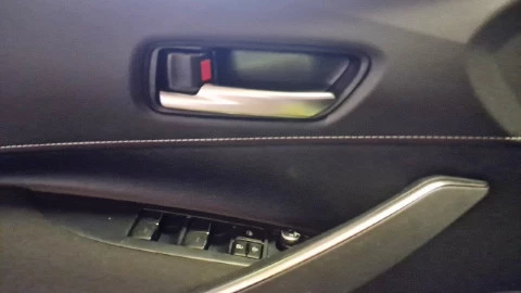 Toyota Corolla 1.8 125H BUSINESS PLUS E-CVT