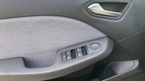 Renault Clio Techno TCe 90 (67kw)