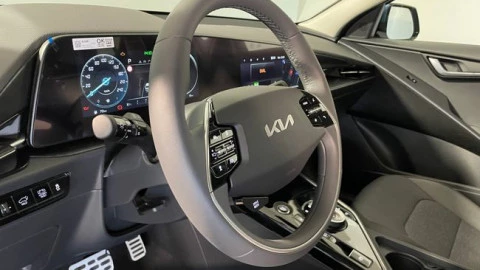 Kia Niro 1.6 GDi HEV 102kW (139CV) Emotion