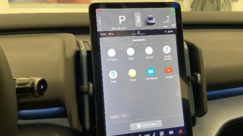 Volvo EX30 Single Motor Extended Range Core Auto