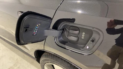 Volvo EX30 Single Motor Extended Range Core Auto