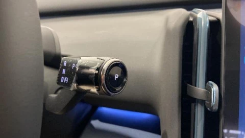 Volvo EX30 Single Motor Extended Range Core Auto