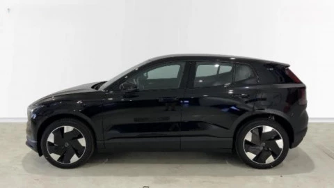 Volvo EX30 Single Motor Extended Range Core Auto