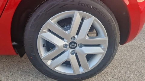 Renault Clio Evolution TCe 90 (67kw)