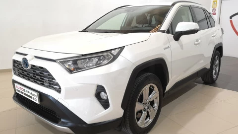 Toyota Rav4 2.5l 220H Advance