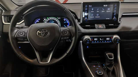 Toyota Rav4 2.5l 220H Advance