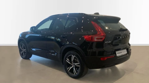 Volvo XC40 2.0 B3 G Plus Dark Auto