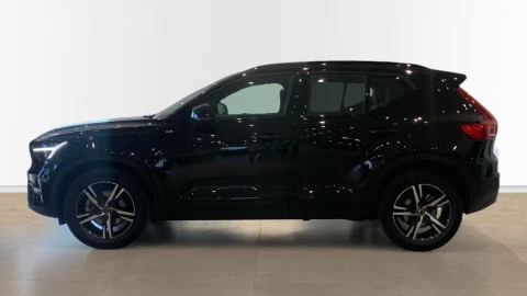 Volvo XC40 2.0 B3 G Plus Dark Auto
