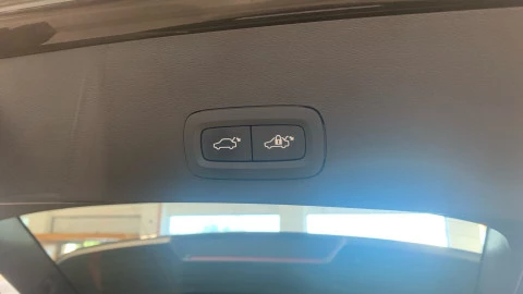 Volvo XC40 2.0 B3 G Plus Dark Auto