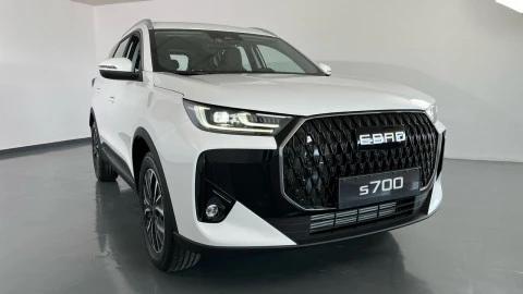 EBRO S700 1.6 TGDI Comfort 7 DCT