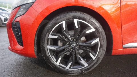 Renault Clio Techno TCe 90 (67kw)