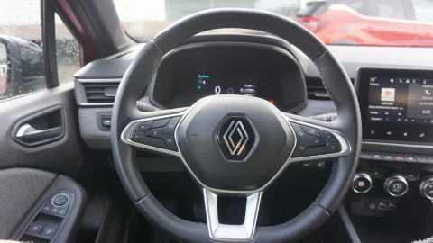 Renault Clio Techno TCe 90 (67kw)