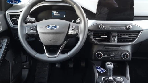 Ford Focus 1.0 Ecoboost MHEV 114kW Active X SB