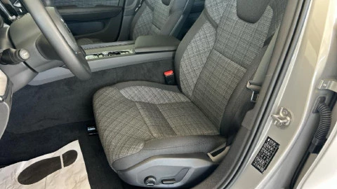 Volvo V60 2.0 B4 (D) Core Auto