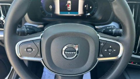 Volvo V60 2.0 B4 (D) Core Auto