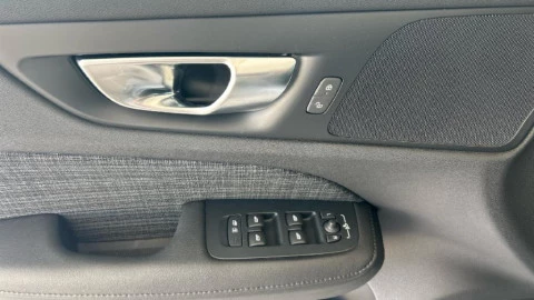 Volvo V60 2.0 B4 (D) Core Auto